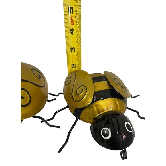 Bumble Bee Metal Table Art Bees 3 Sculpture Indoor Outdoor Decor 2", 3" and 4" - Picture 10 of 11